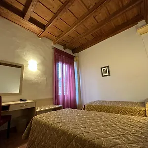  Bed and breakfast Domus San Bernardino