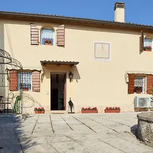 Castel Montorio Couette-café
